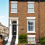 펜션 4 Bed In Oc-w1002 휫비