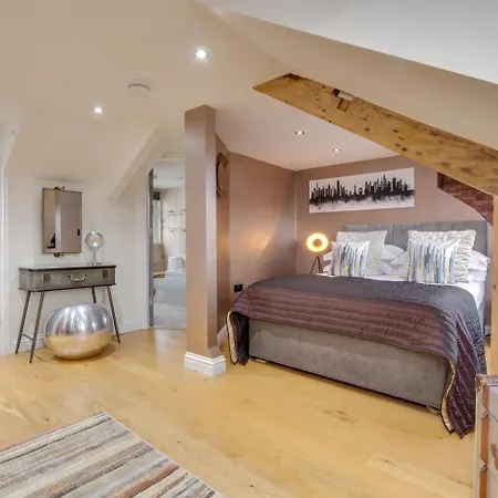 4 Bed In Oc-w1002 Whitby